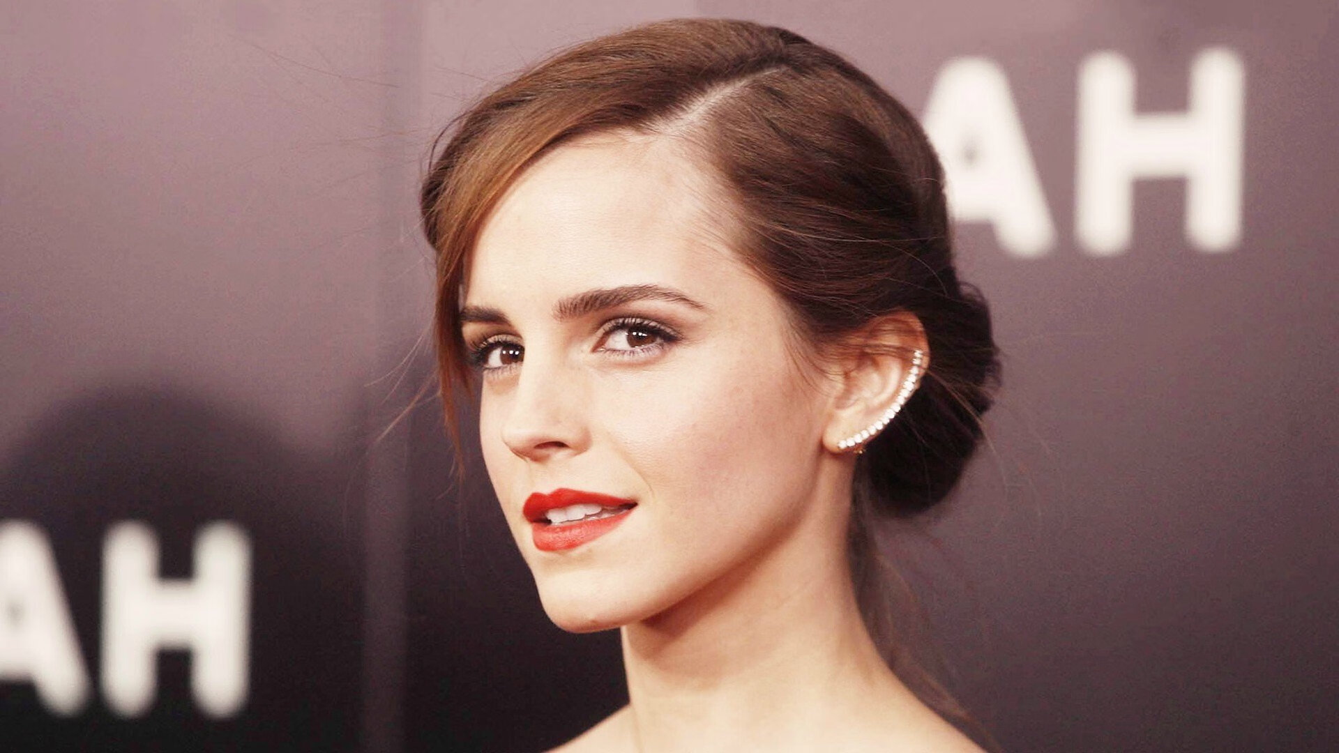 凯瑟琳·伯科夫精准起跳成夺冠关键,凯特琳·伯尔斯